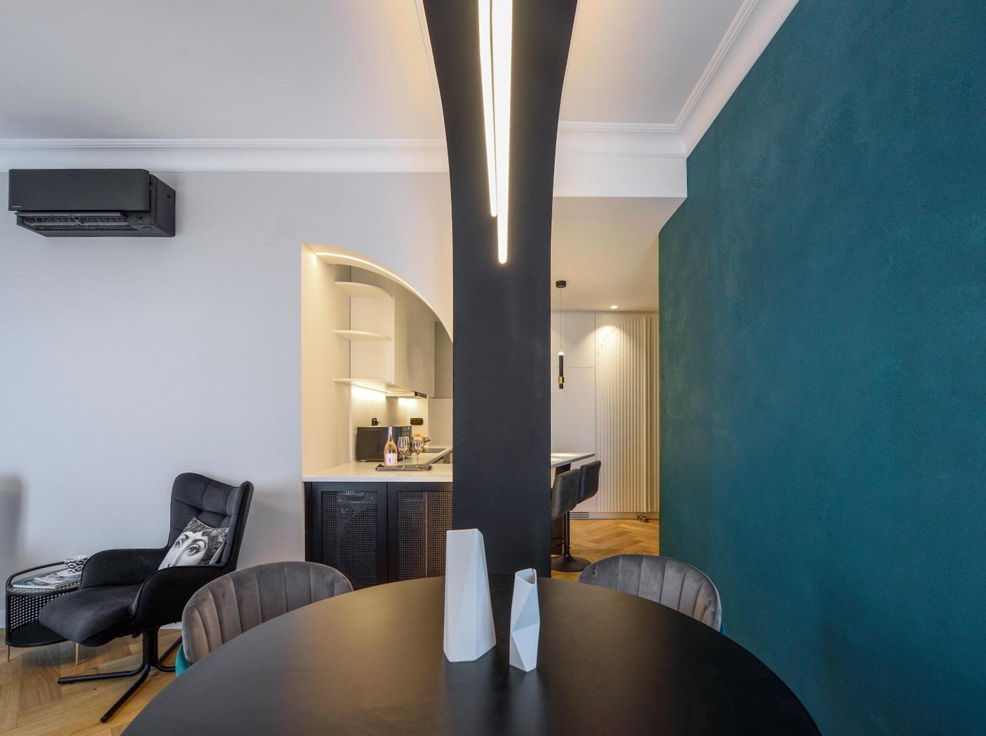 King Apartment Thessaloniki By Luxlikehome Tesalonika Bagian luar foto