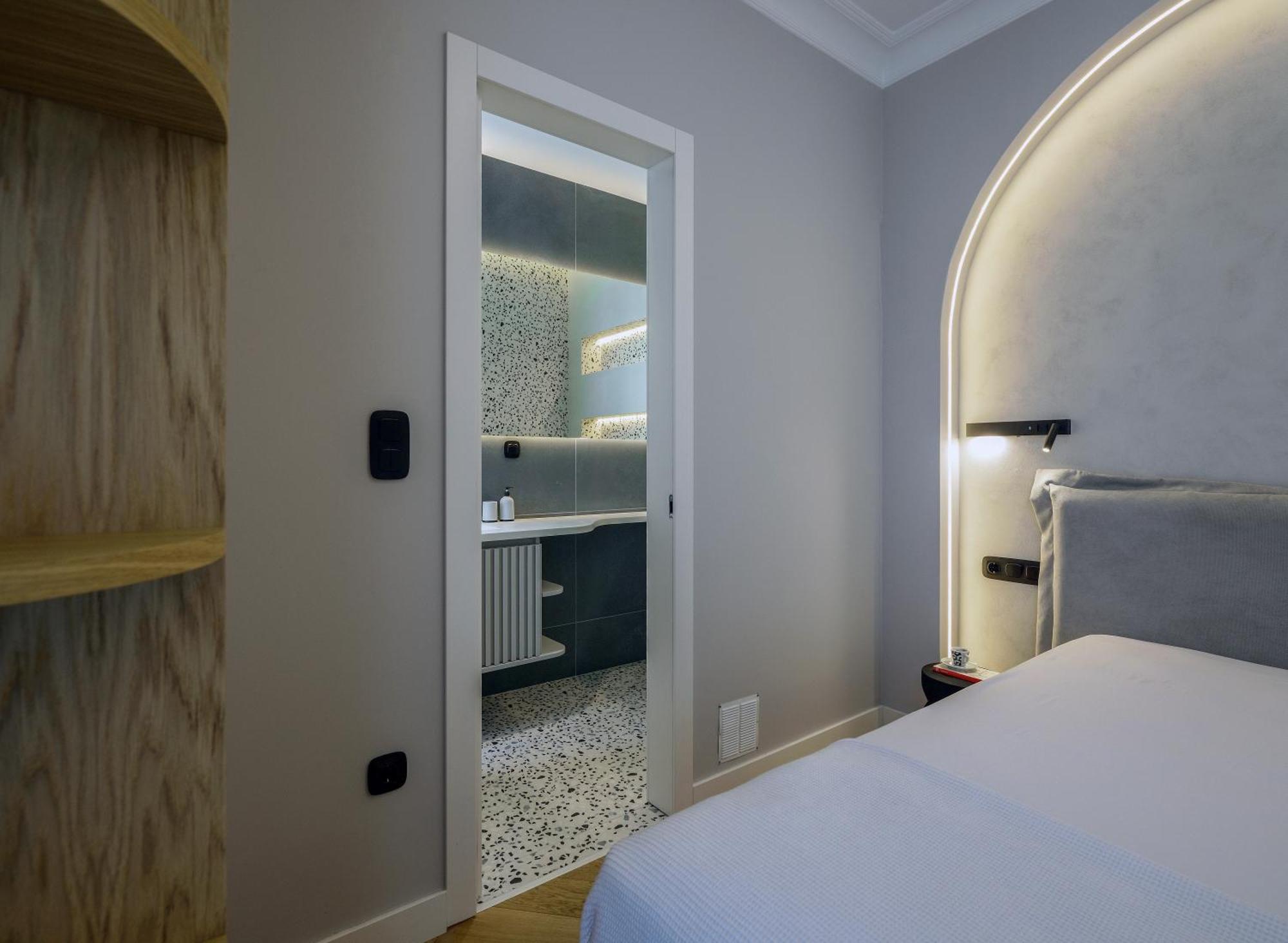 King Apartment Thessaloniki By Luxlikehome Tesalonika Bagian luar foto