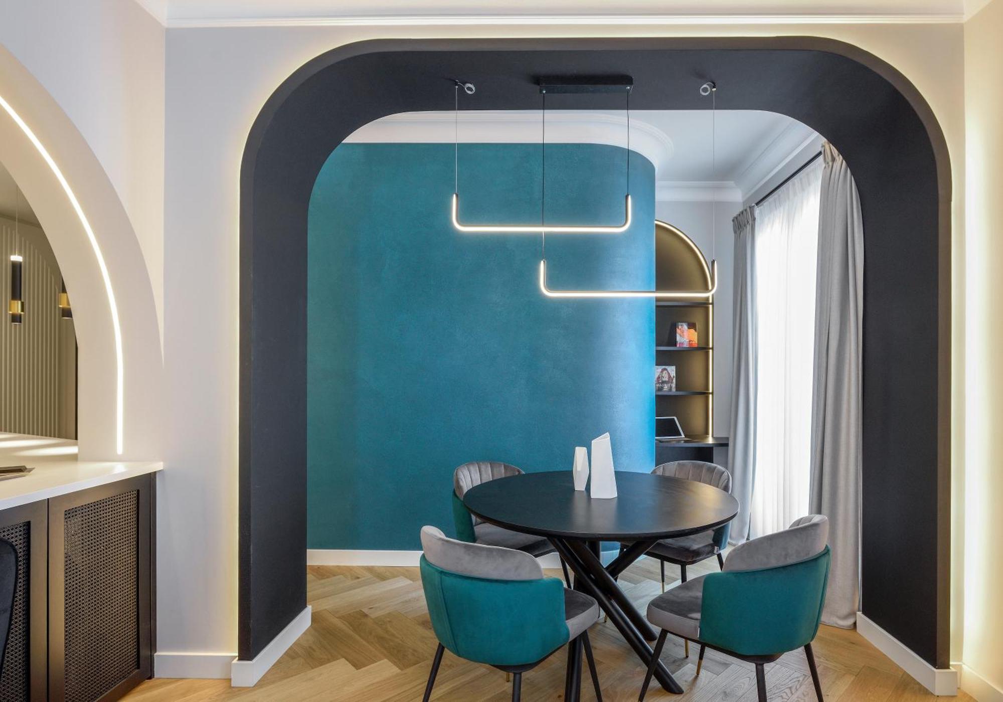 King Apartment Thessaloniki By Luxlikehome Tesalonika Bagian luar foto