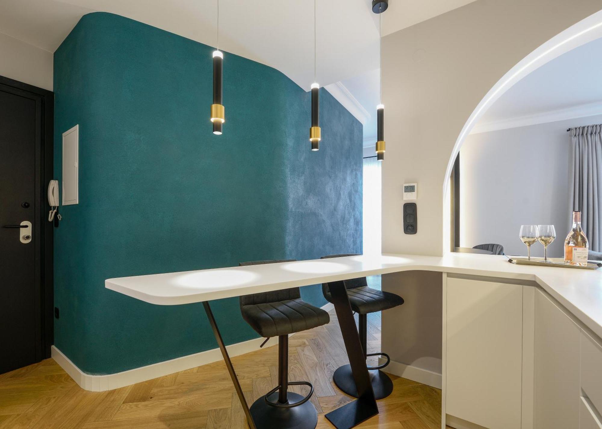King Apartment Thessaloniki By Luxlikehome Tesalonika Bagian luar foto