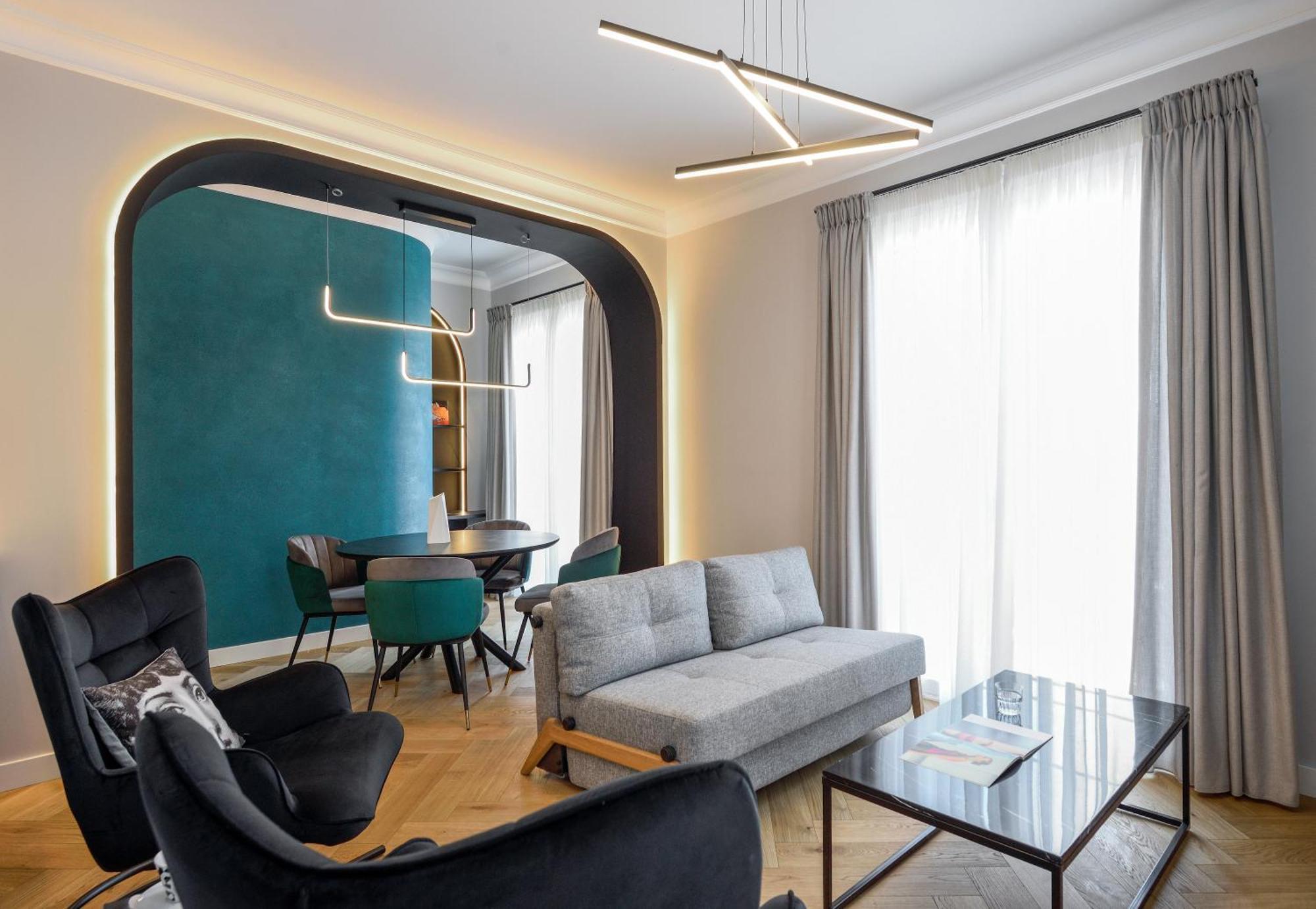 King Apartment Thessaloniki By Luxlikehome Tesalonika Bagian luar foto