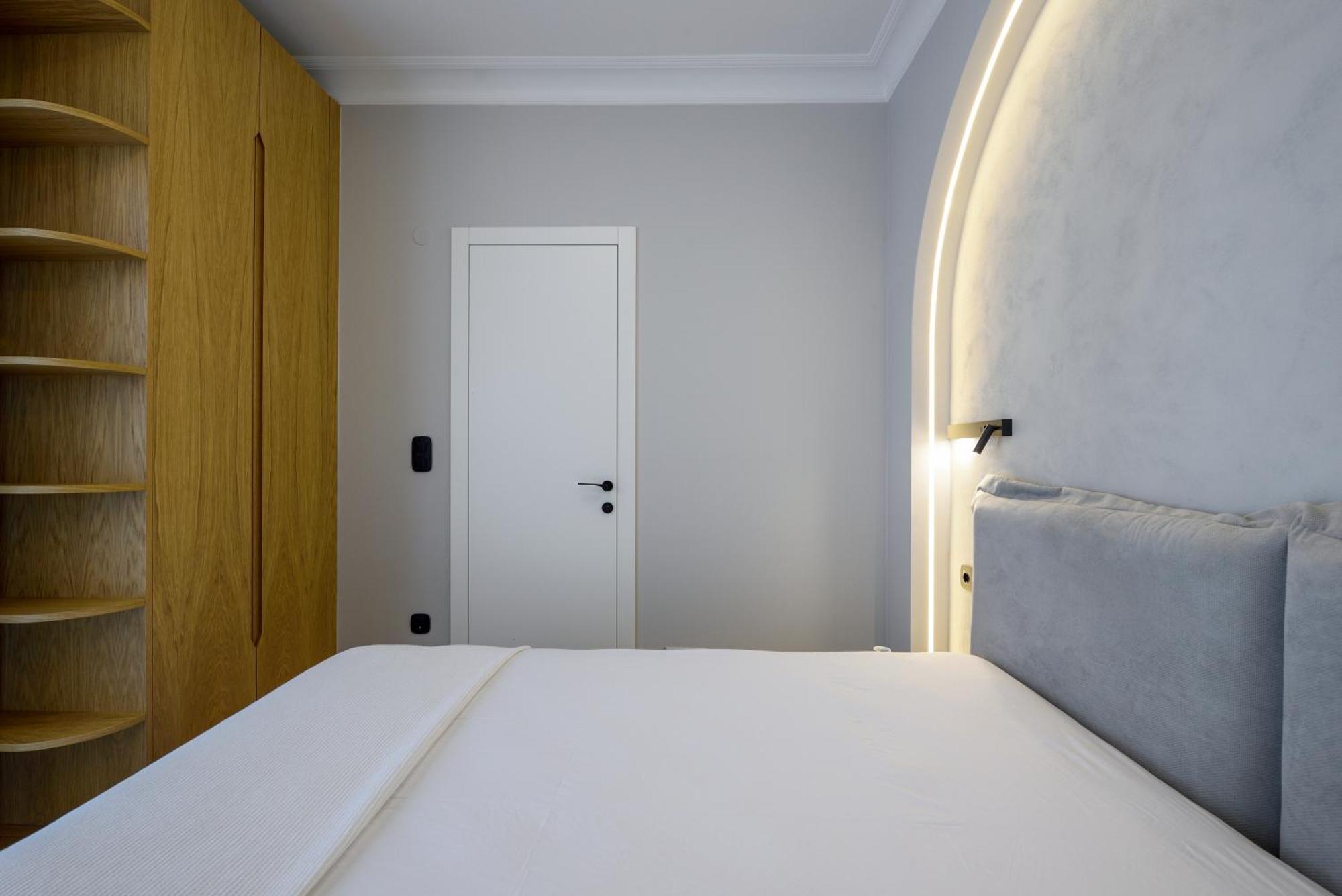King Apartment Thessaloniki By Luxlikehome Tesalonika Bagian luar foto
