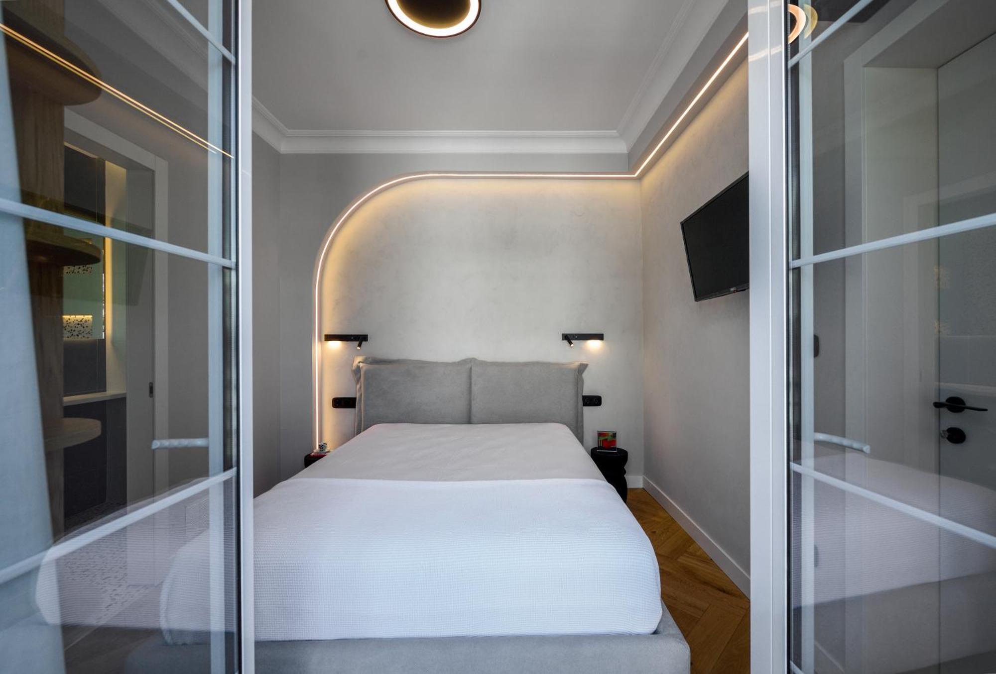 King Apartment Thessaloniki By Luxlikehome Tesalonika Bagian luar foto